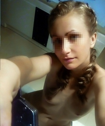 Я готова подарить тебе незабываемые моменты релаксации и наслаждения. 💋 Благодаря моему опыту, ты ощутишь себя настоящим мужчиной, который заслуживает внимания и ласки. 🔥 Мои возможности безграничны и я готова исполнить твои самые сокровенные фантазии. 🌟 Позволь отдаться моим нежным рукам и погрузиться в мир удовольствия и наслаждения. 💃 Отзывы моих предыдущих клиентов говорят самыми прекрасными словами обо мне. 💖 Жду тебя, чтобы создать незабываемые моменты удовольствия и страсти. 💫 Обещаю, ты останешься доволен и захочешь вернуться ко мне снова и снова. 🌹 Живу в Москве, где мои услуги доступны для истинных ценителей качественного отдыха. 🏙️ 💕 Радует, что я здесь, чтобы тебе доставить настоящее наслаждение. 😘 Фото мои, жду тебя, дорогой! 💋 Дуня
